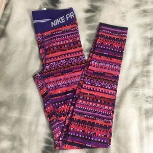 Nike Pro Aztec Leggings